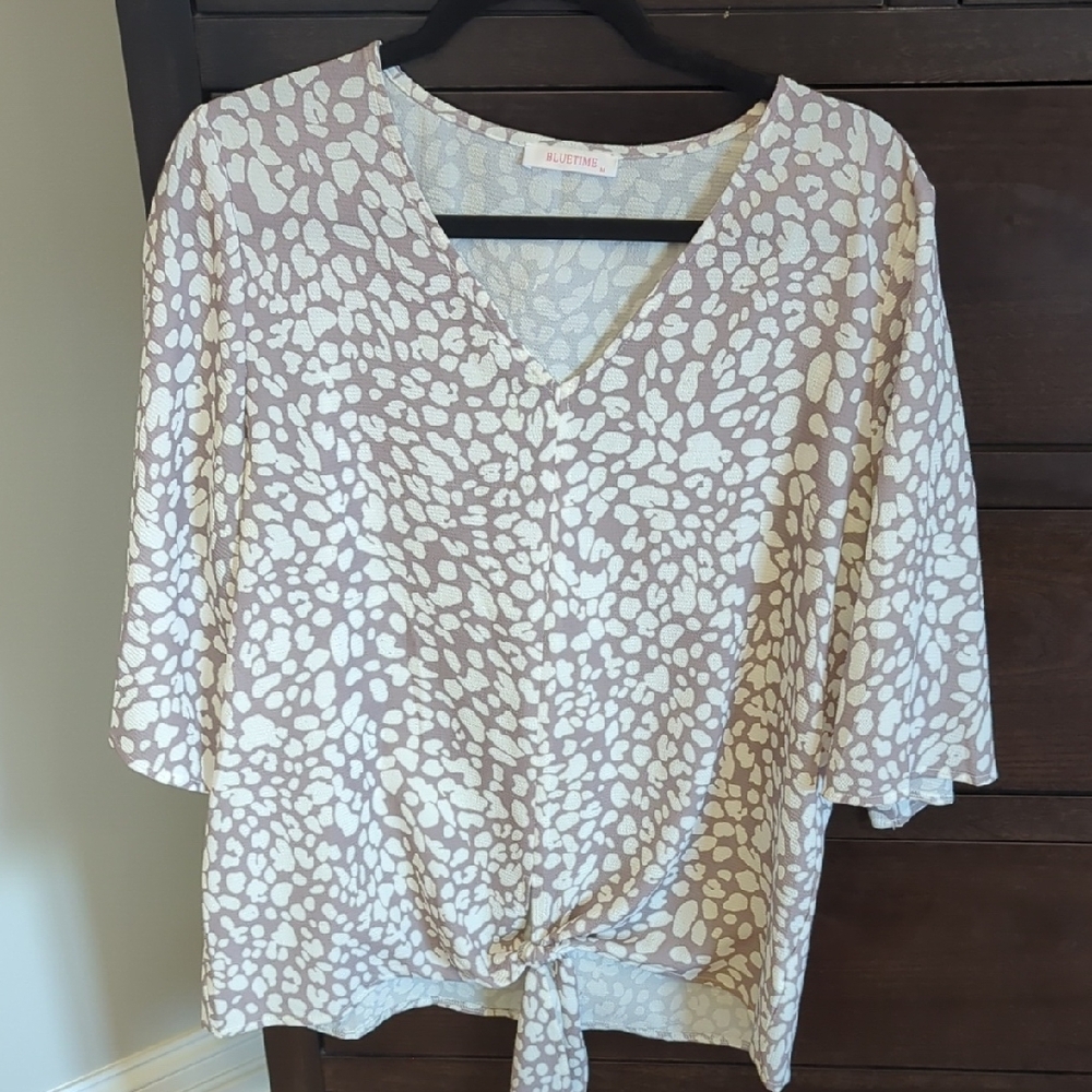 Women's Cream and Brown Top
